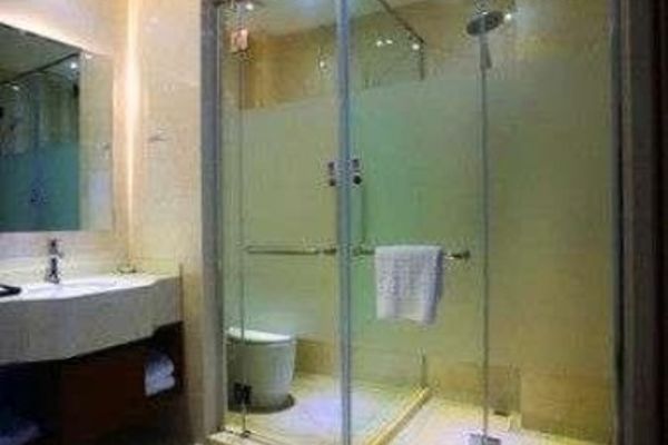 SUPER 8 HOTEL TAIZHOU JIANGYAN (Taizhou)